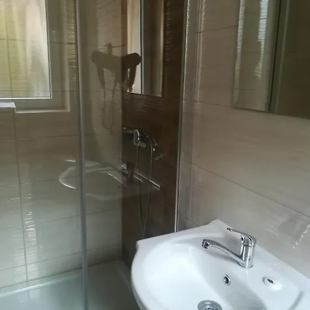 Pod Antalowka Konukevi 3*