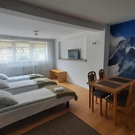 ゲストハウス Pod Antalowka